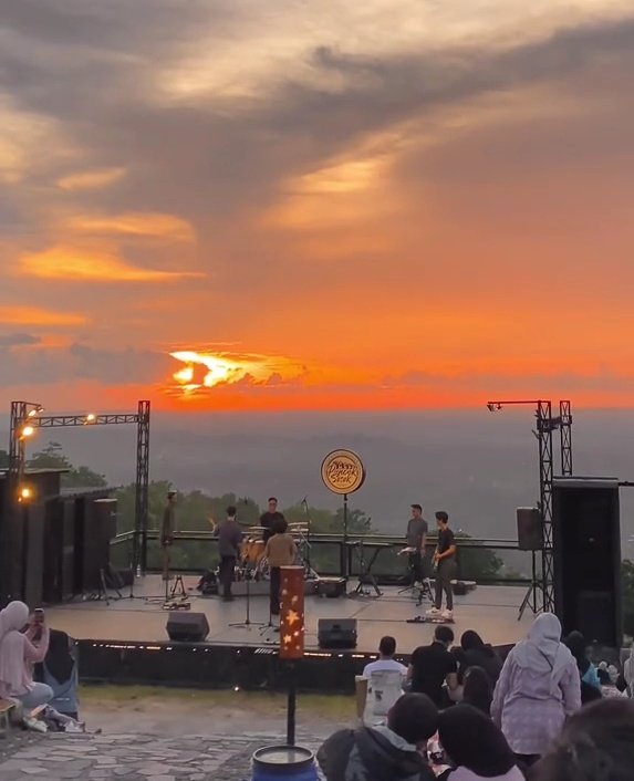 thunderveil✨ tweet media