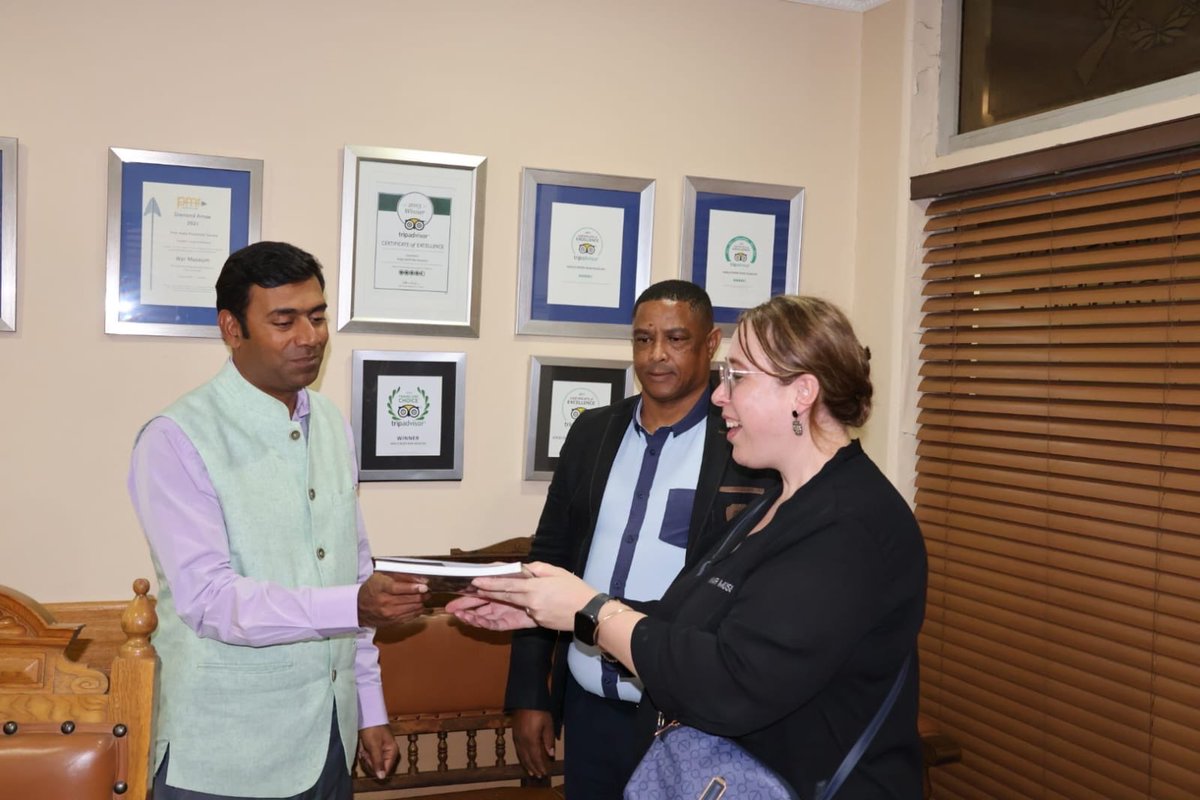 India in Durban tweet media