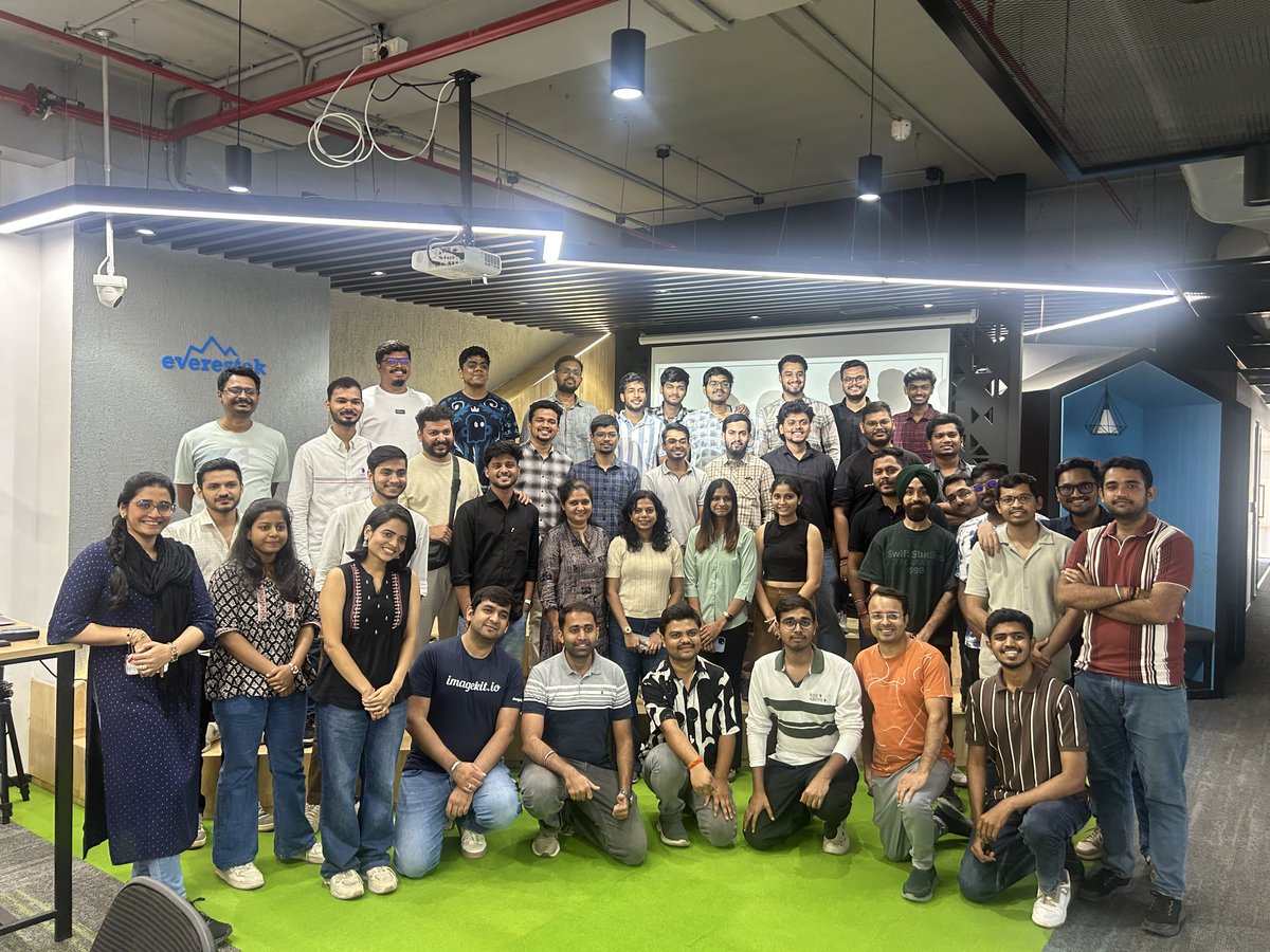 React Mumbai tweet media