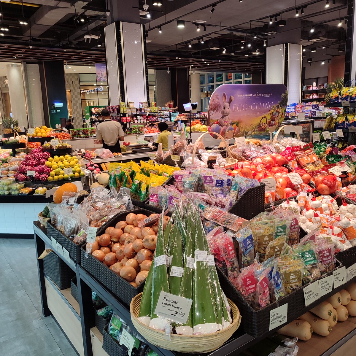 C H I K O tweet media