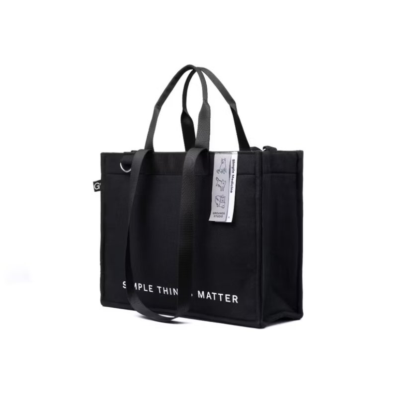 thisratri's tweet image. Cewe cowo yang lagi nyari tas tempur. KUMPULLL

Bisa jadi dua style (shoulder &amp;amp; hand), buat yang suka bawa tumblr ada slotnya ya, muat laptop 14inch, dan punya garansi yang bisa di claim💯💯

s.shopee.co.id/6Ah05czc8j

#tas #rekomendasitas #taskerja #taskuliah #rekomendasi
