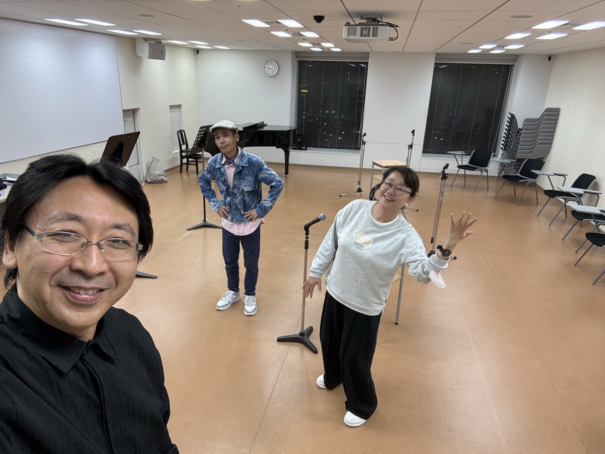 トライトーン Official tweet media