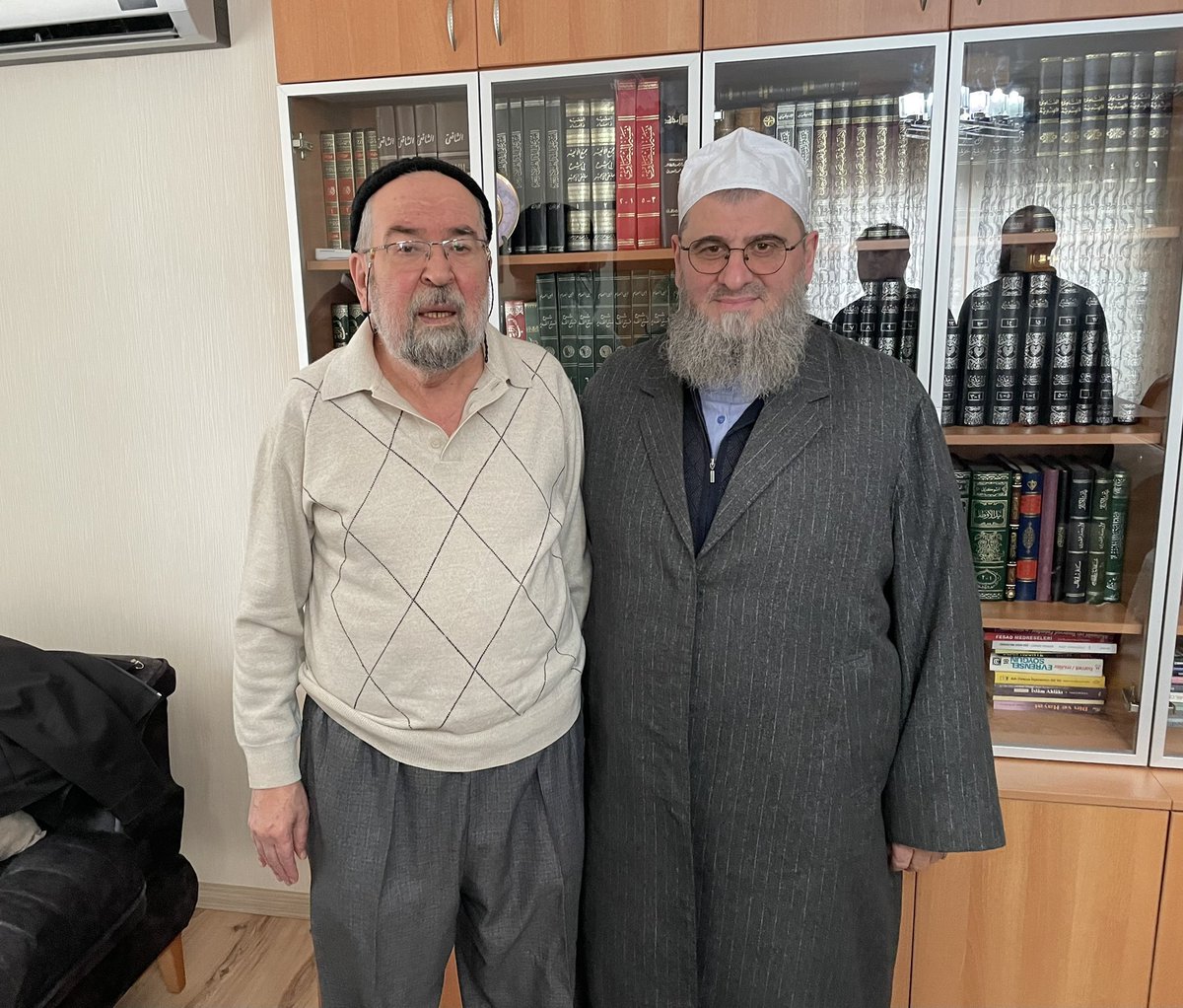 ملا عبدالله يلديز tweet media