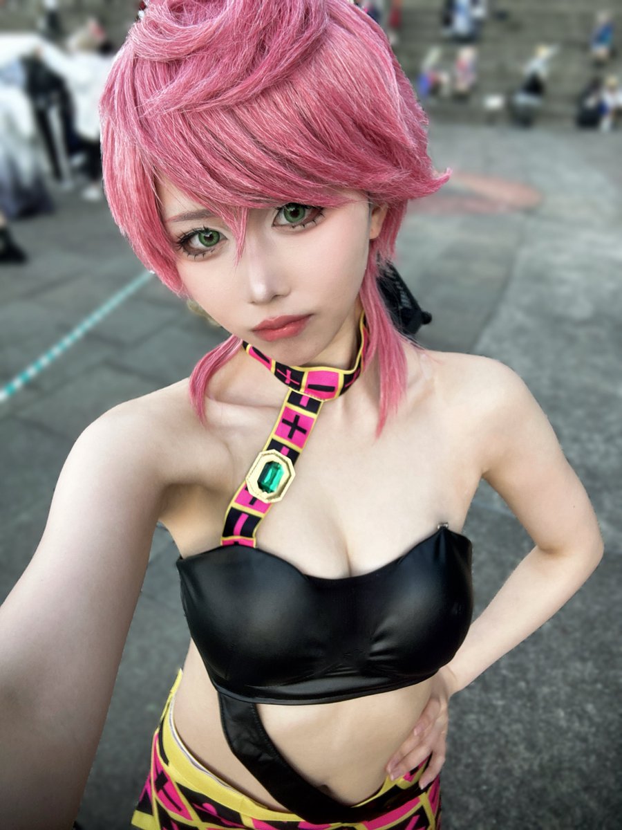 どち tweet media