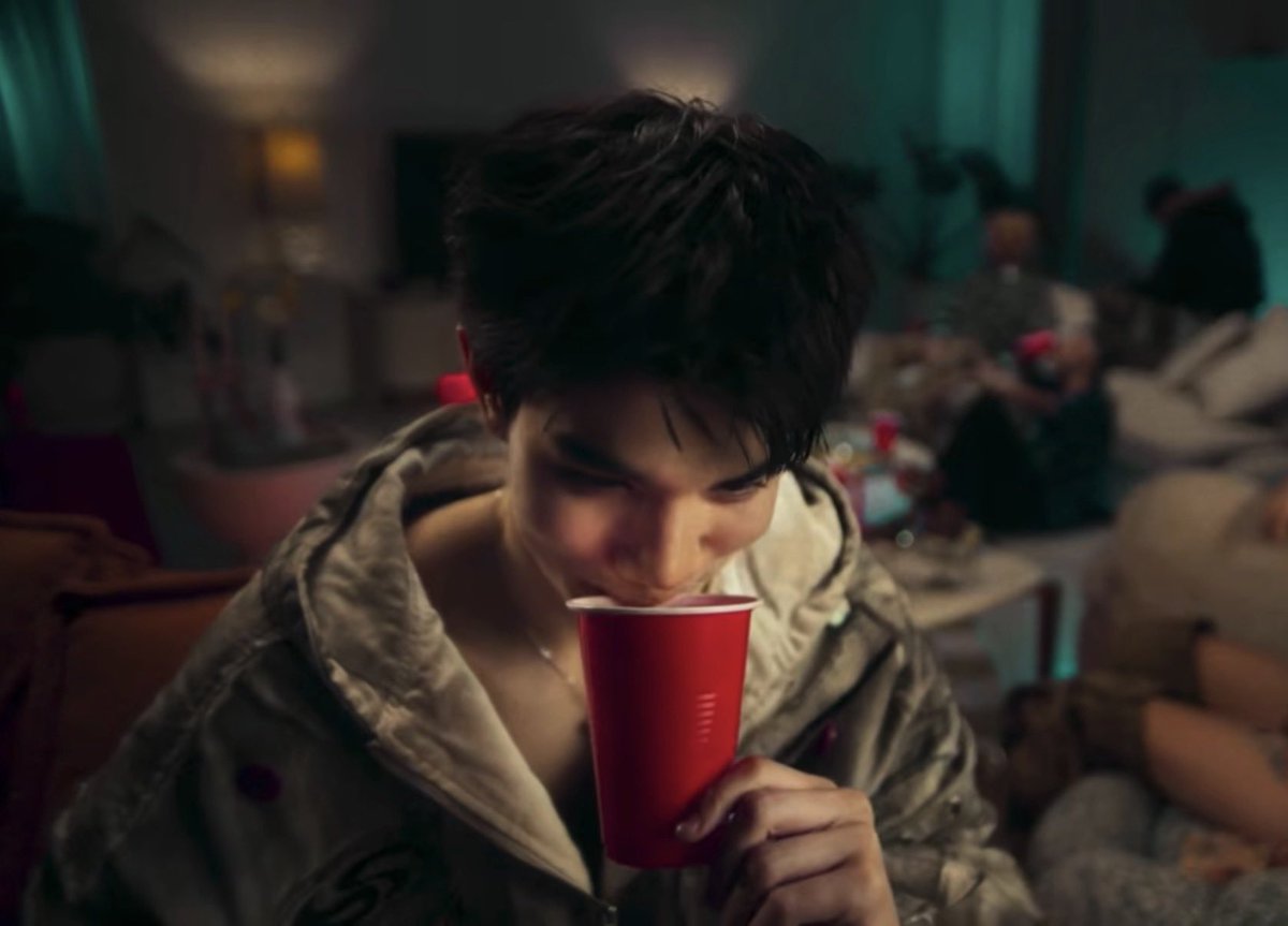 𝒕𝒆𝒅𝒅𝒚 𝒃𝒆𝒂𝒓 🧸 ¨̮ ₊·—̳͟͞͞ tweet media