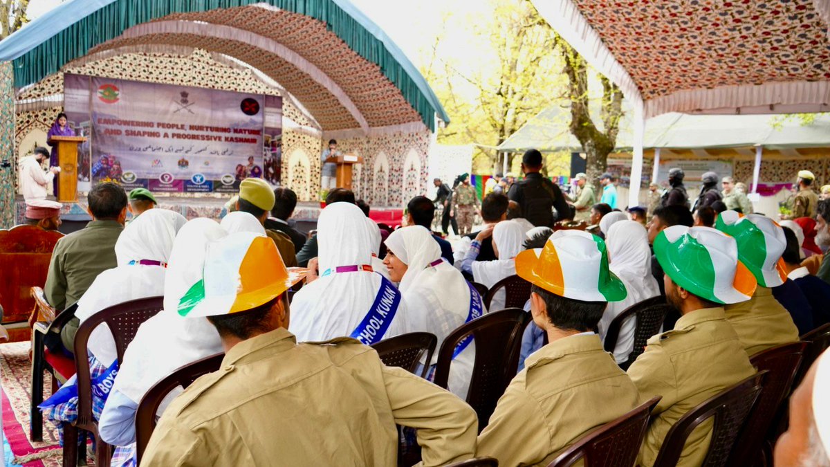 kupwarasentinel's tweet photo. Kunan Poshpura stands as a testament to reformation & determination. From a 3 lakh tree plantation drive to women-led livelihood initiatives under #FLOWK, health awareness and a united pledge for a #NashaMuktBharat—this is a village rewriting its story with resilience, pride & purpose. #ViksitBharat