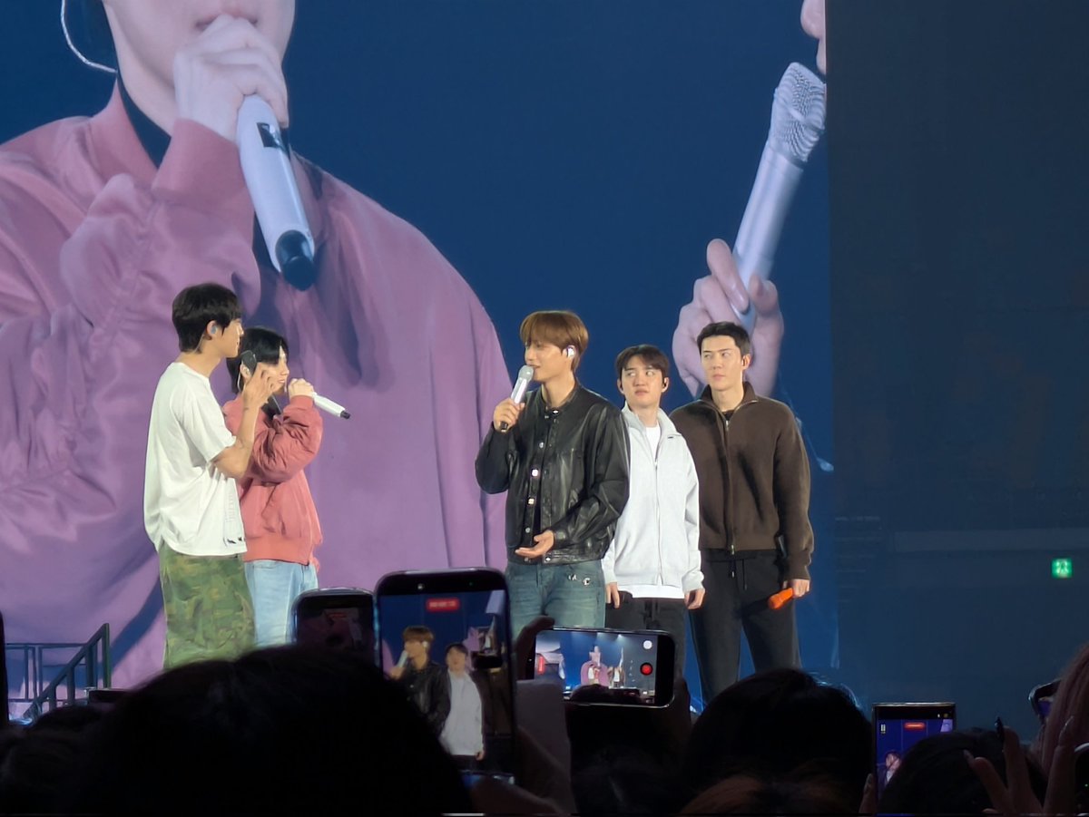 えすめ tweet media