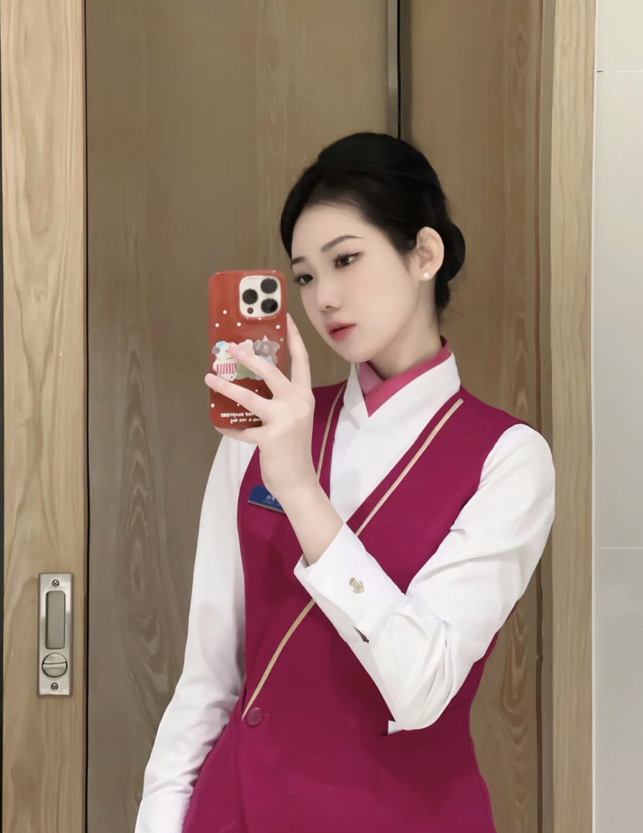 北京南航空乘 冉冉↫ tweet media