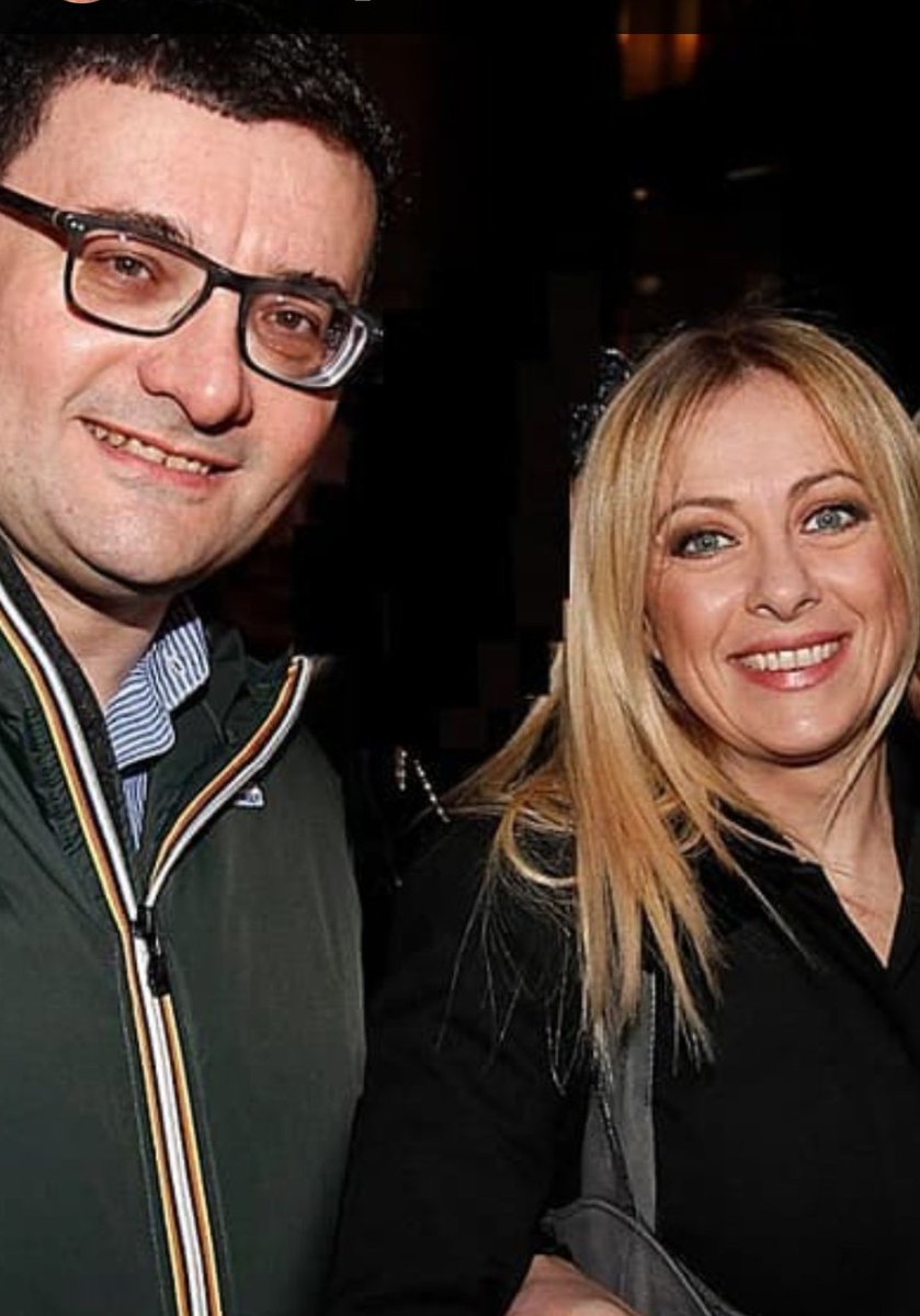 Non è "un" selfie, sono TANTI selfie.