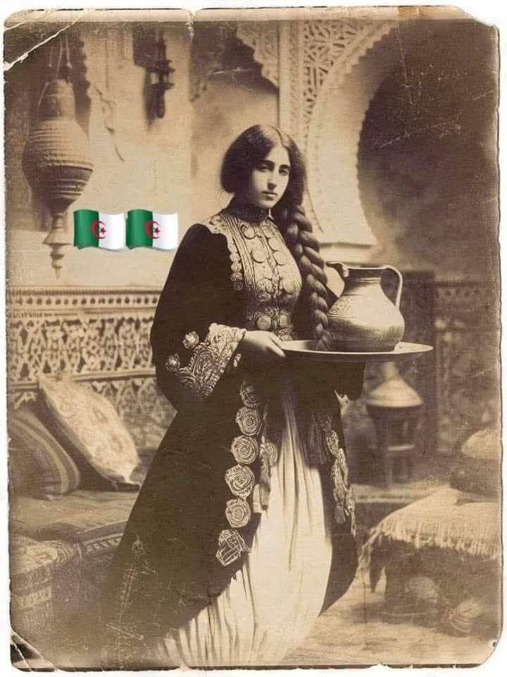 Hayat 🇩🇿♓بنتك ياجزائر tweet media