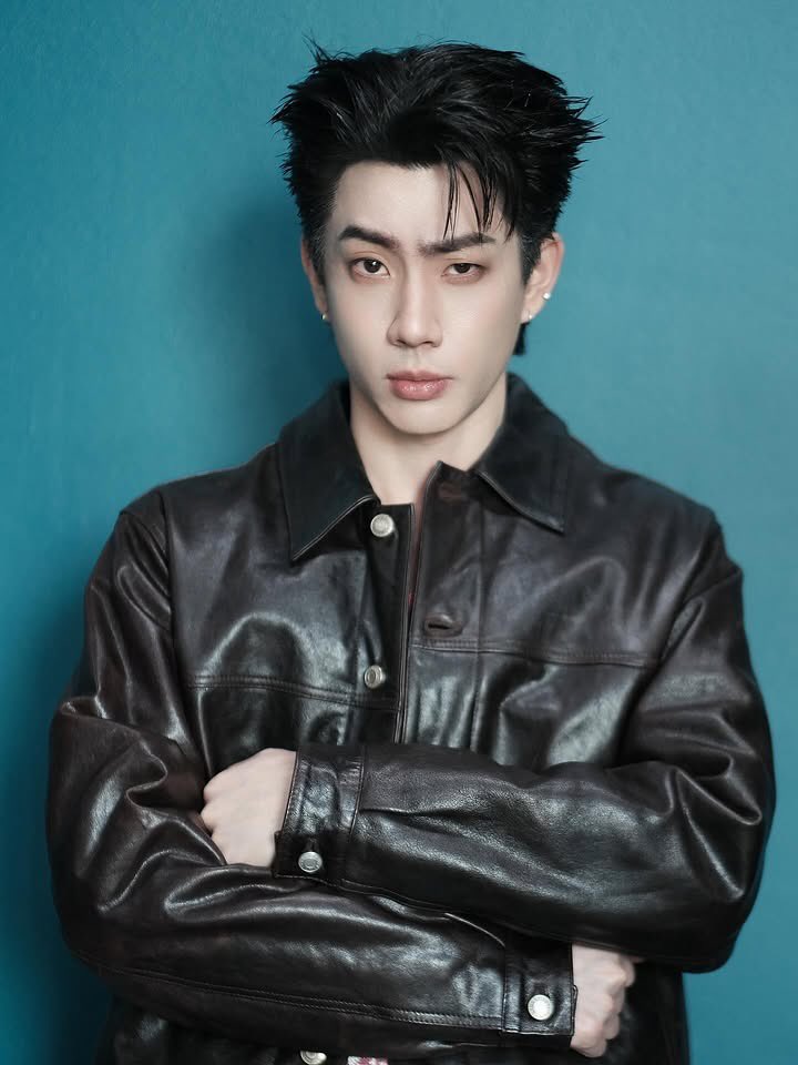 offgun_family's tweet photo. ชนะทั้งmaster class ชนะทั้งแคมเปญ พ่อหนูเริ่ดที่1อะครับ😎@off_tumcial   

📸 IG : aoh_trn

MENTOROFF TFM EP6
#TheFaceMenThailand4_EP6
#TEAMOFF
#ออฟจุมพล #OffJumpol https://t.co/OtwpPsdytX