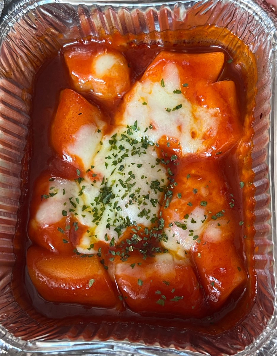 배불배불 tweet media