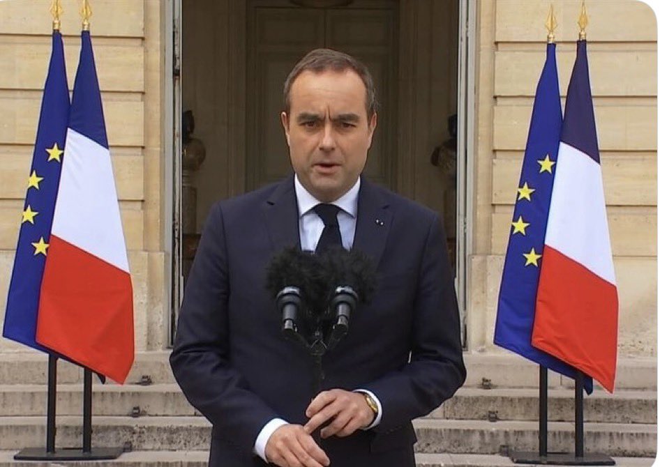 Le Goldenretriever tweet media