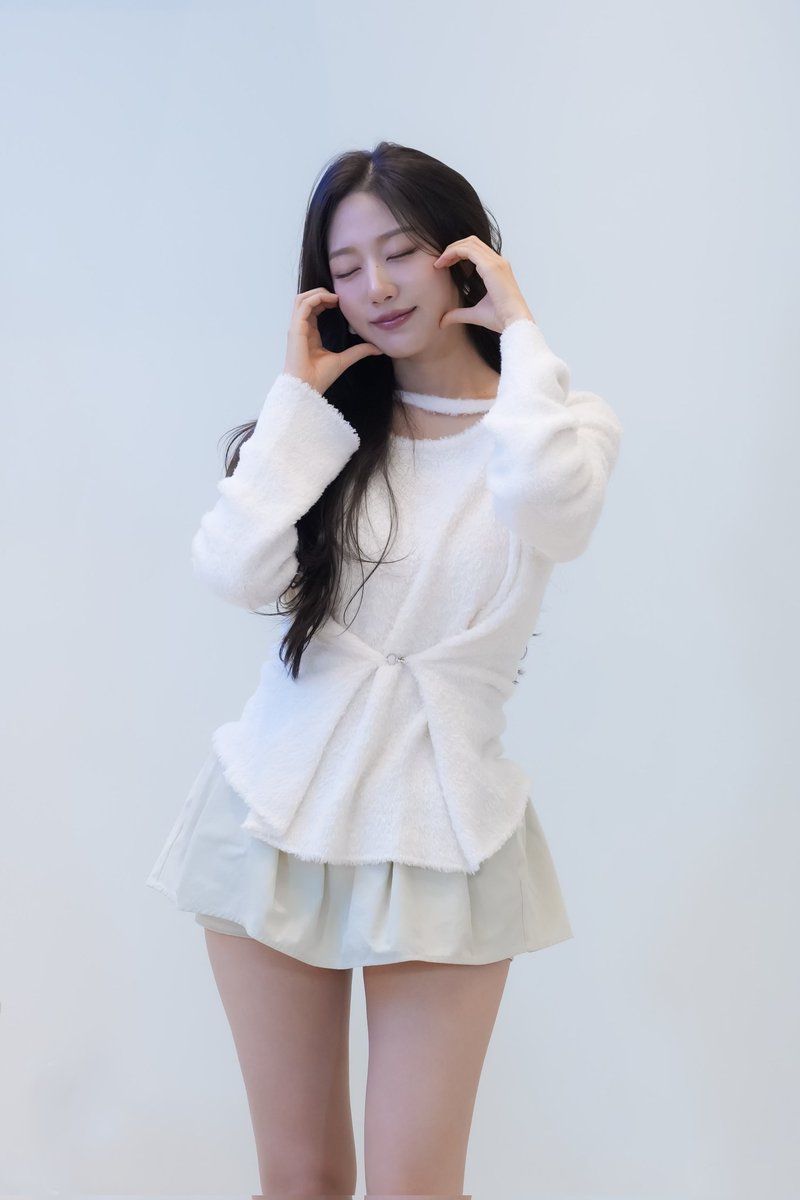 recipe0108's tweet photo. 260411 예인 사인회
#정예인 #러블리즈 https://t.co/UsBriKFCSz