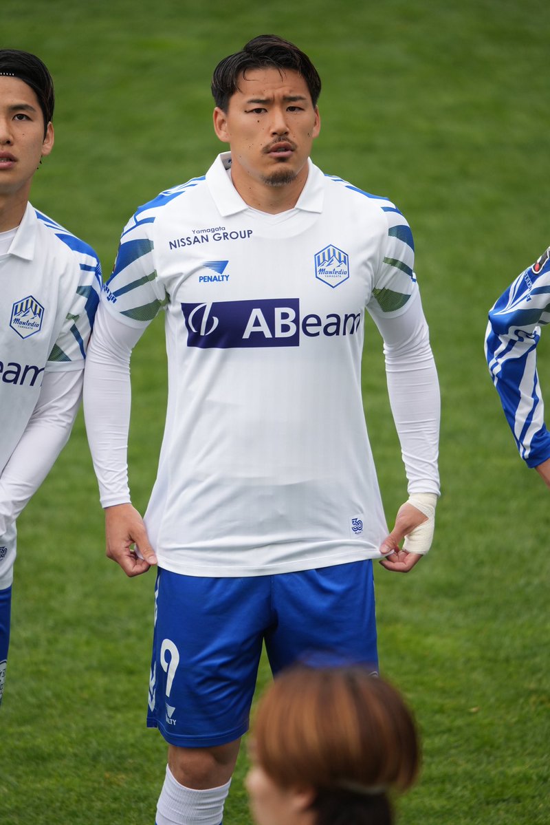 モンフォト tweet media