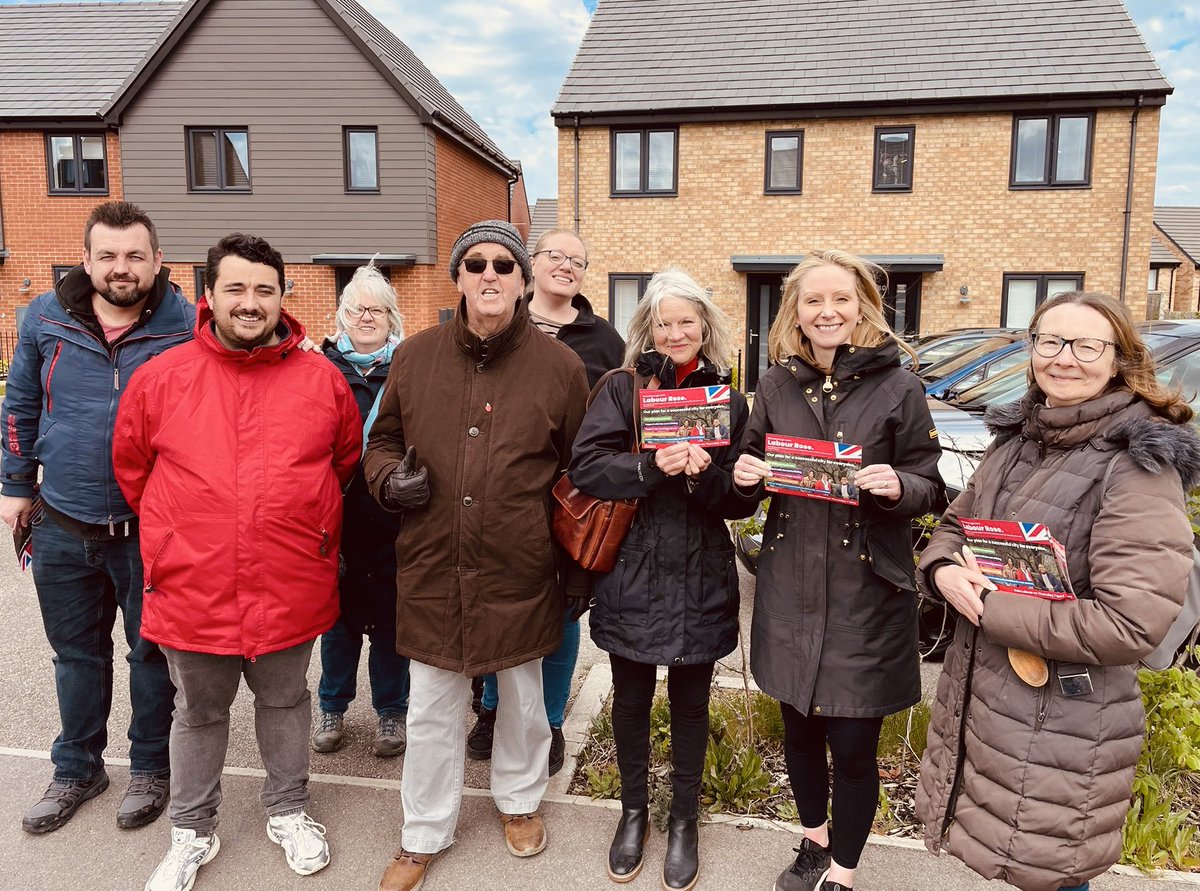 LucyRigby's tweet photo. Pleasure to travel down the road to join the good people of @MKLabourParty on the doors this morning! 

Good to see a big turnout to support our excellent Danesborough candidates Tracey, Ian &amp; Jasmine 🌹#VoteLabour https://t.co/llejDwRVV0