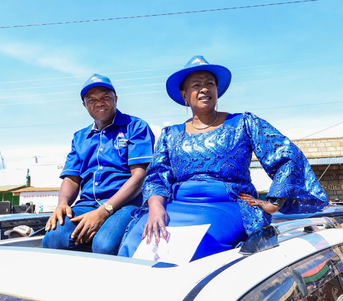 favor✨ tweet media