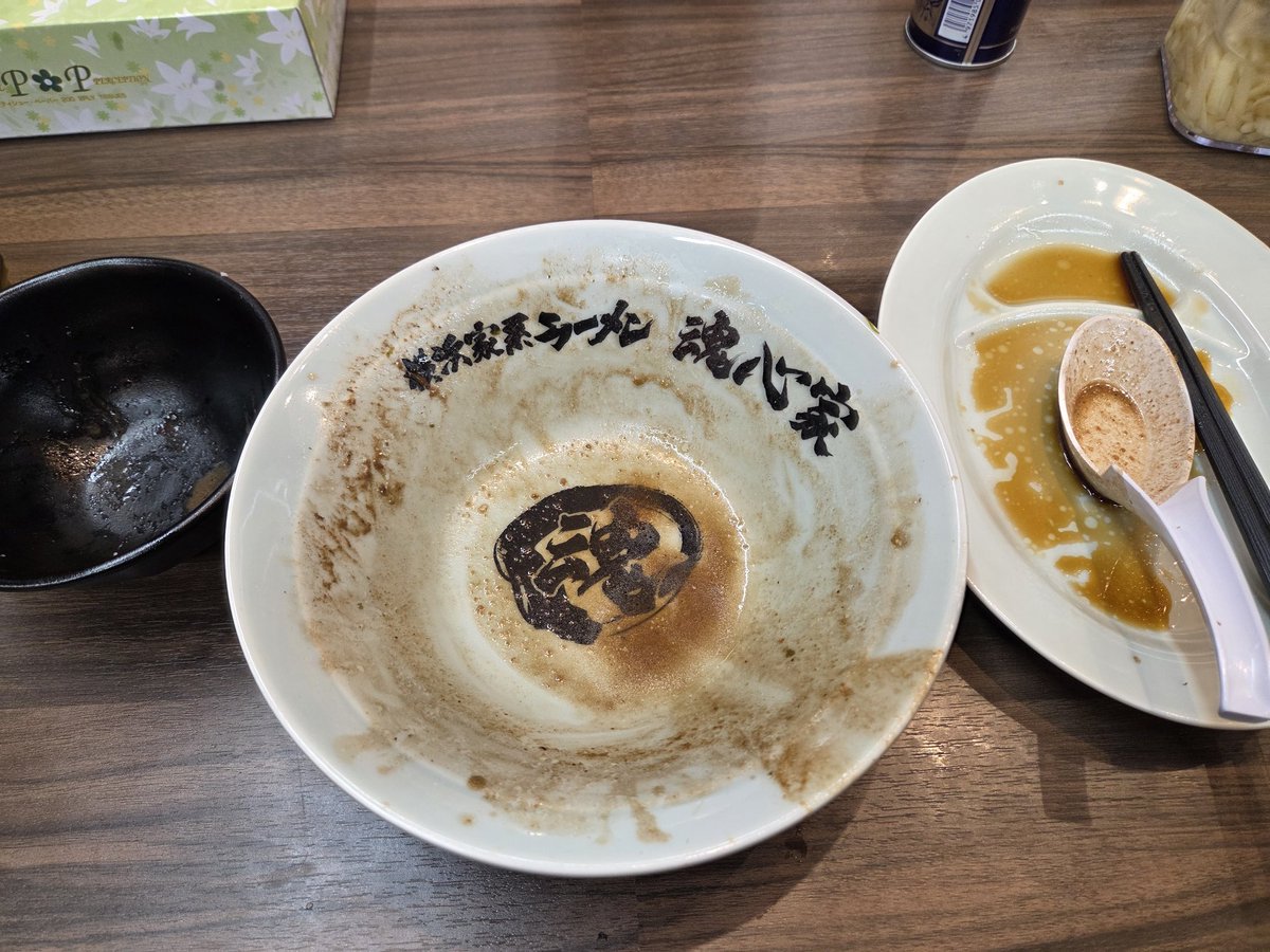 ティタもち tweet media