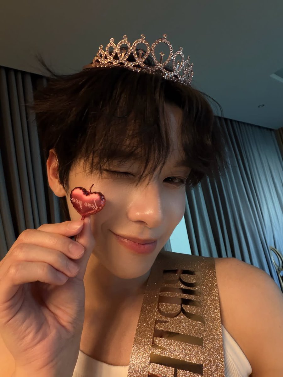 Jimmyohm_Homies's tweet photo. ๐
1 of 3
๐ 110426
cr : IG ohmkrit
OHMKRIT 25TH CHAPTER
#OHM25THBDAY
#ohmkrit โจ โ @ohmkrit /แ โข ห โขใ https://t.co/M9E6g1jwOo