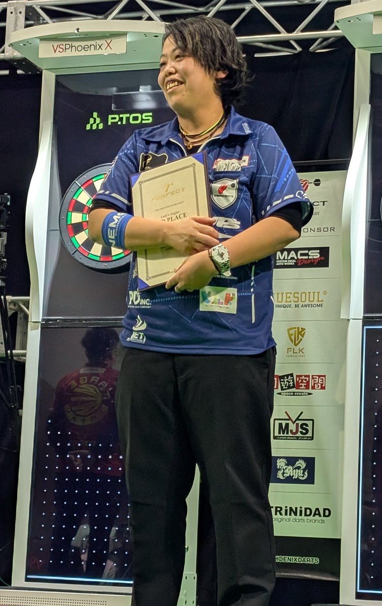 CosmoDarts's tweet image. 🎯PERFECT 第3戦 横浜🎯

🚀🔥大会結果速報🔥🚀

濱野真衣選手、準優勝！🥈✨

5レグ目までもつれ込む、まさに手に汗握る激闘でした‼️

濱野選手、プレッシャーの中お疲れ様でした‼️
準優勝おめでとうございます🎉

#CosmoDarts #FitFlight #PERFECT #darts