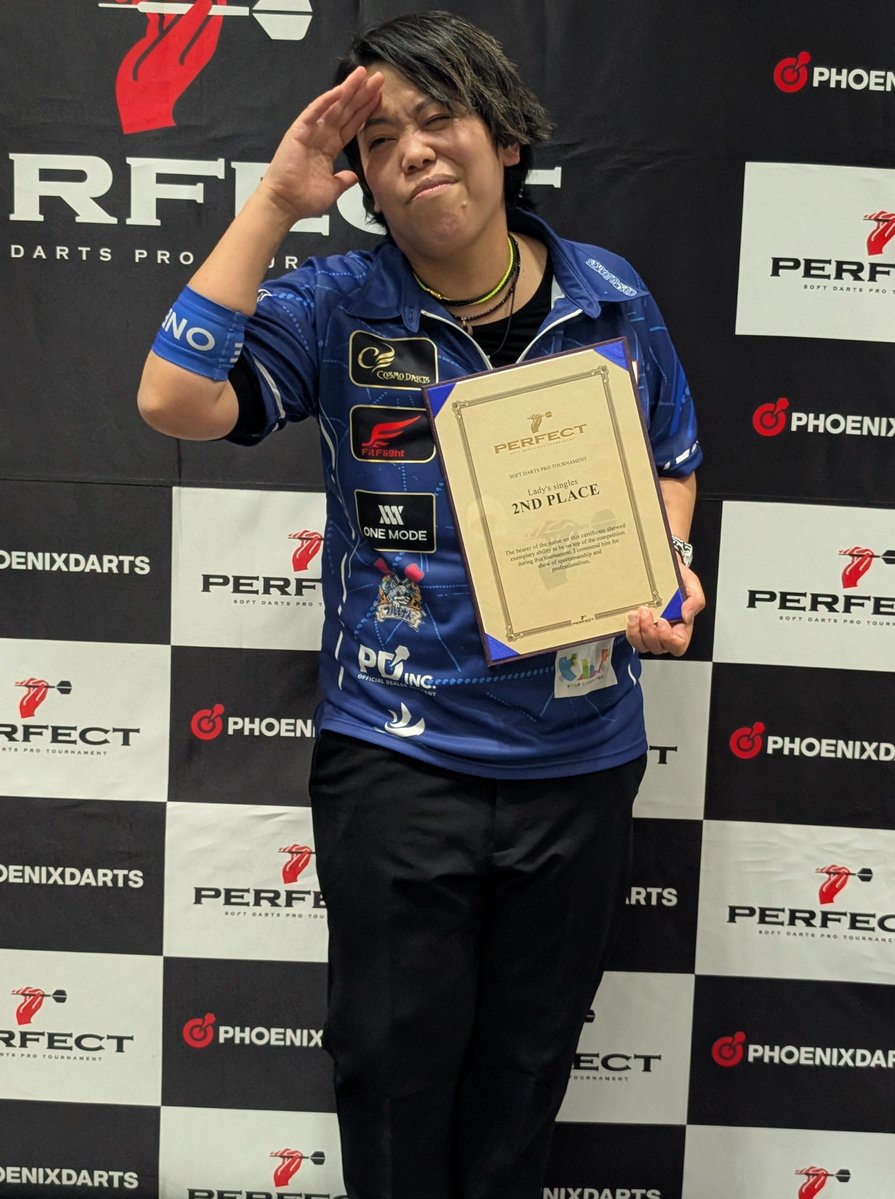 CosmoDarts's tweet image. 🎯PERFECT 第3戦 横浜🎯

🚀🔥大会結果速報🔥🚀

濱野真衣選手、準優勝！🥈✨

5レグ目までもつれ込む、まさに手に汗握る激闘でした‼️

濱野選手、プレッシャーの中お疲れ様でした‼️
準優勝おめでとうございます🎉

#CosmoDarts #FitFlight #PERFECT #darts