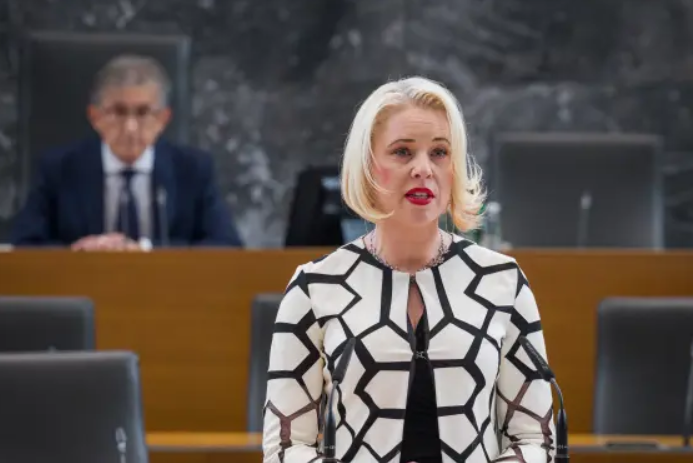 Petra Janša tweet media