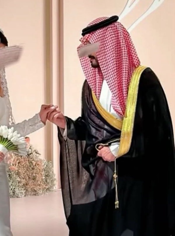 مختلفة tweet media