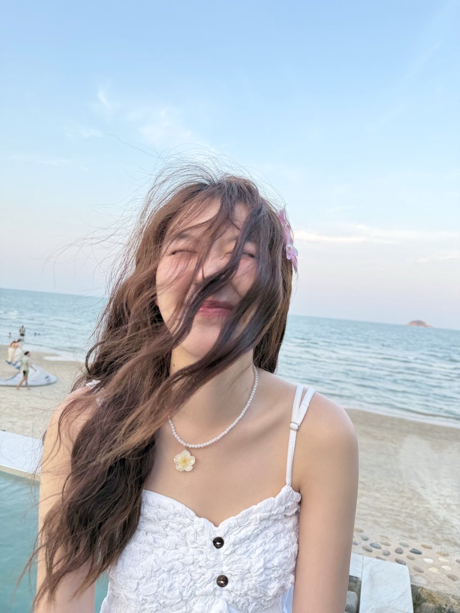 chamcham tweet media