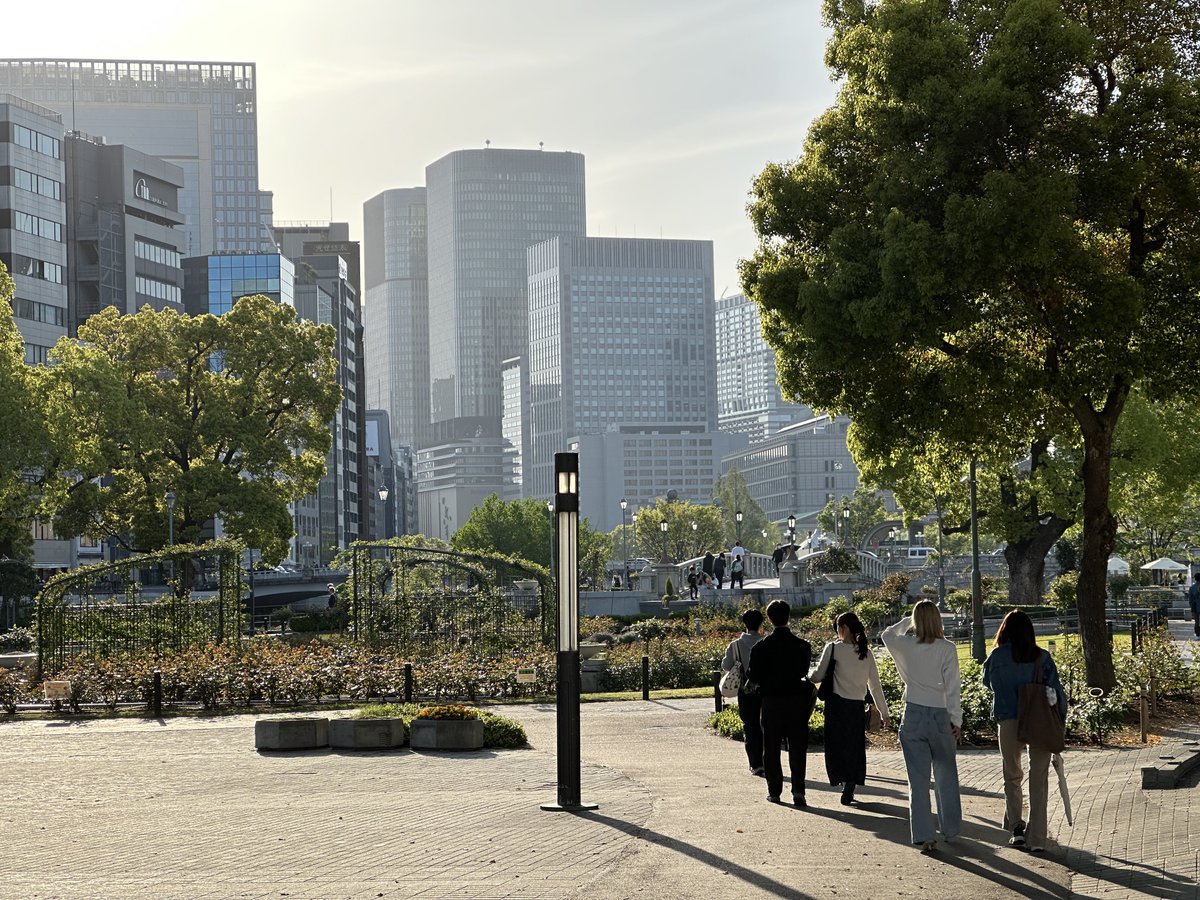 つるばみ tweet media