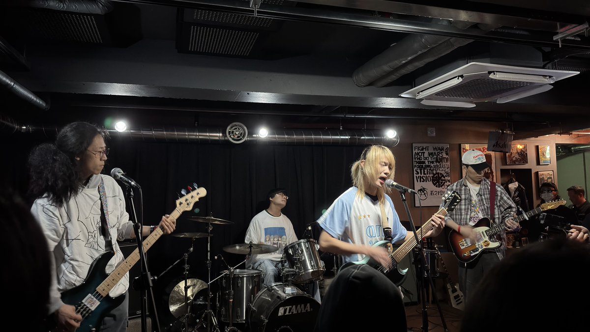 HxC_BlackMurder's tweet image. Take a PNG 공연 시작 #TakeAPng #테이크어피엔지 #StickTightFest #BABYDOLL #베이비돌