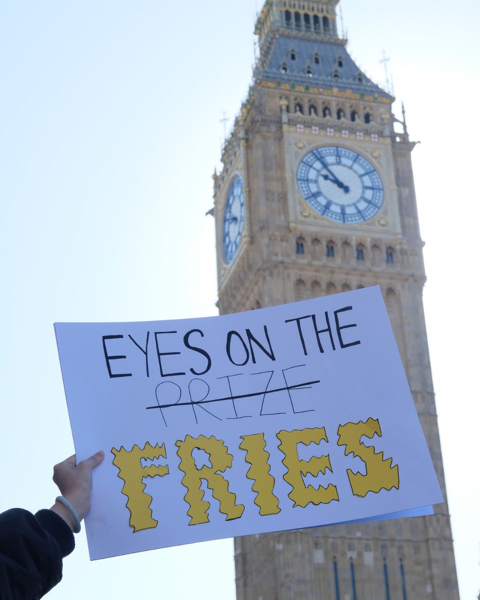 SHAKE SHACK UK tweet media