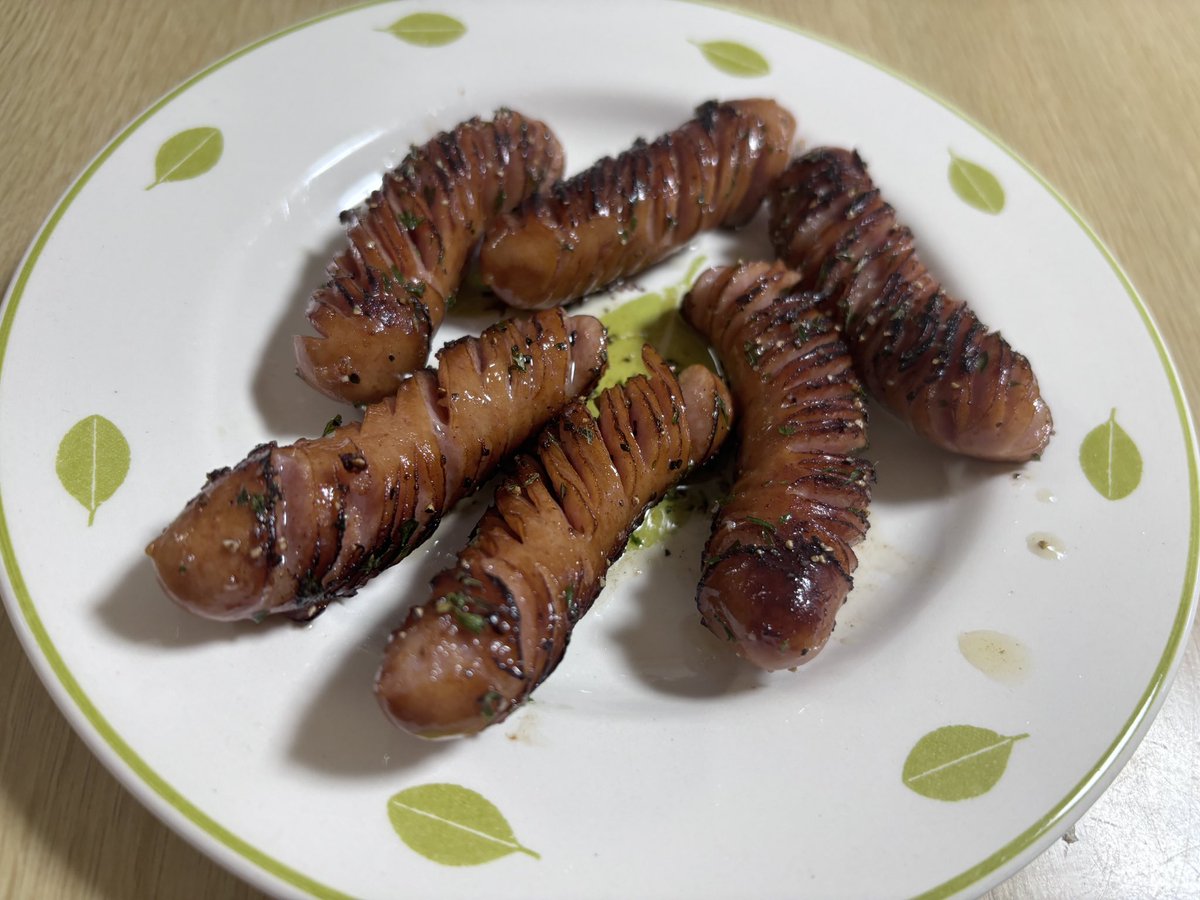 けるべろす tweet media