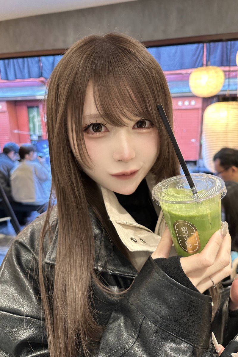 mona😈 tweet media