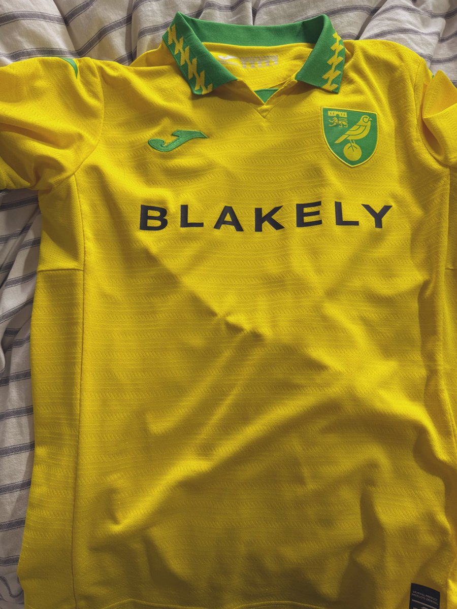 しゅん吉 tweet media