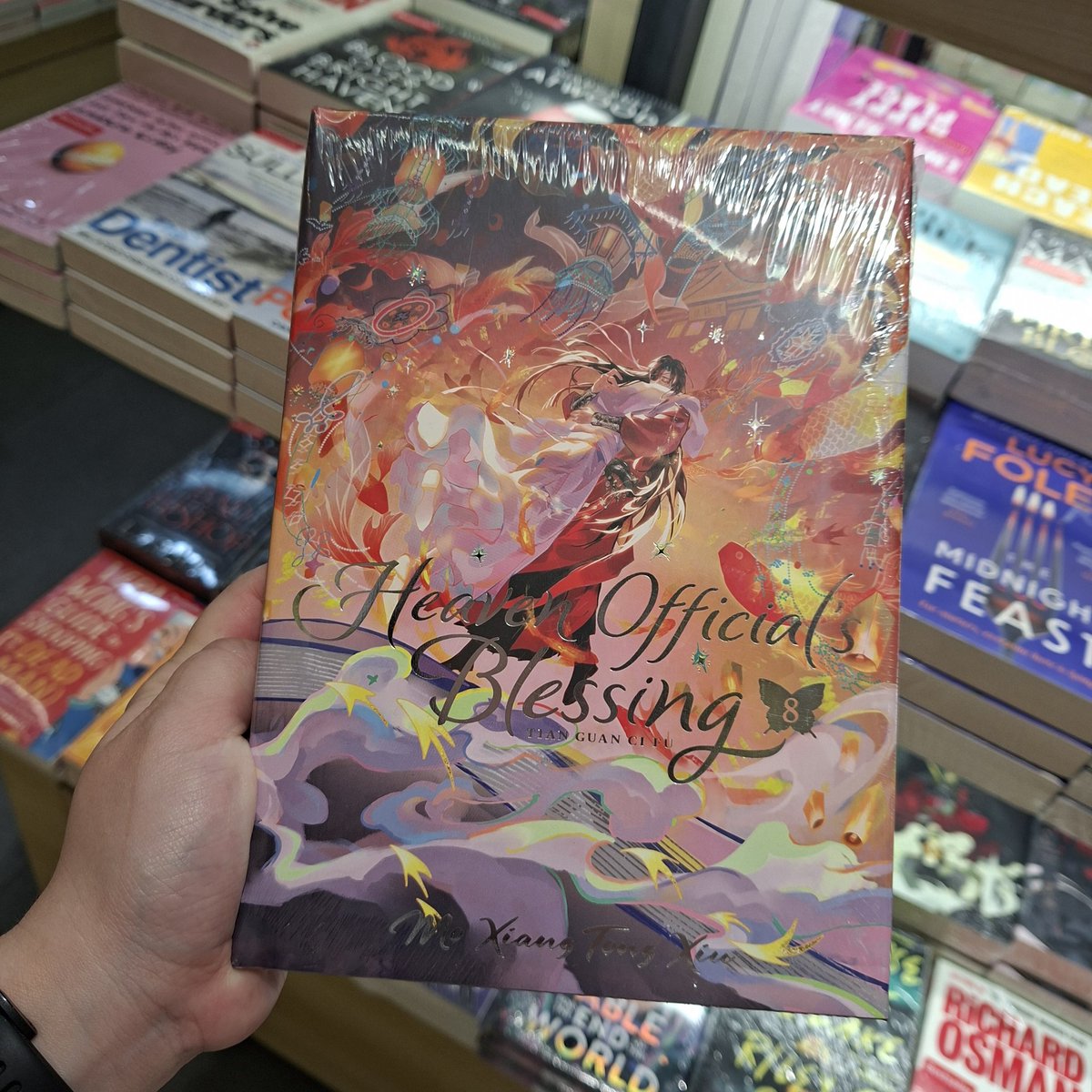 illuzoire's tweet photo. Aku gk baca buku ini tapi bagussss bgt https://t.co/33sqs43IzQ