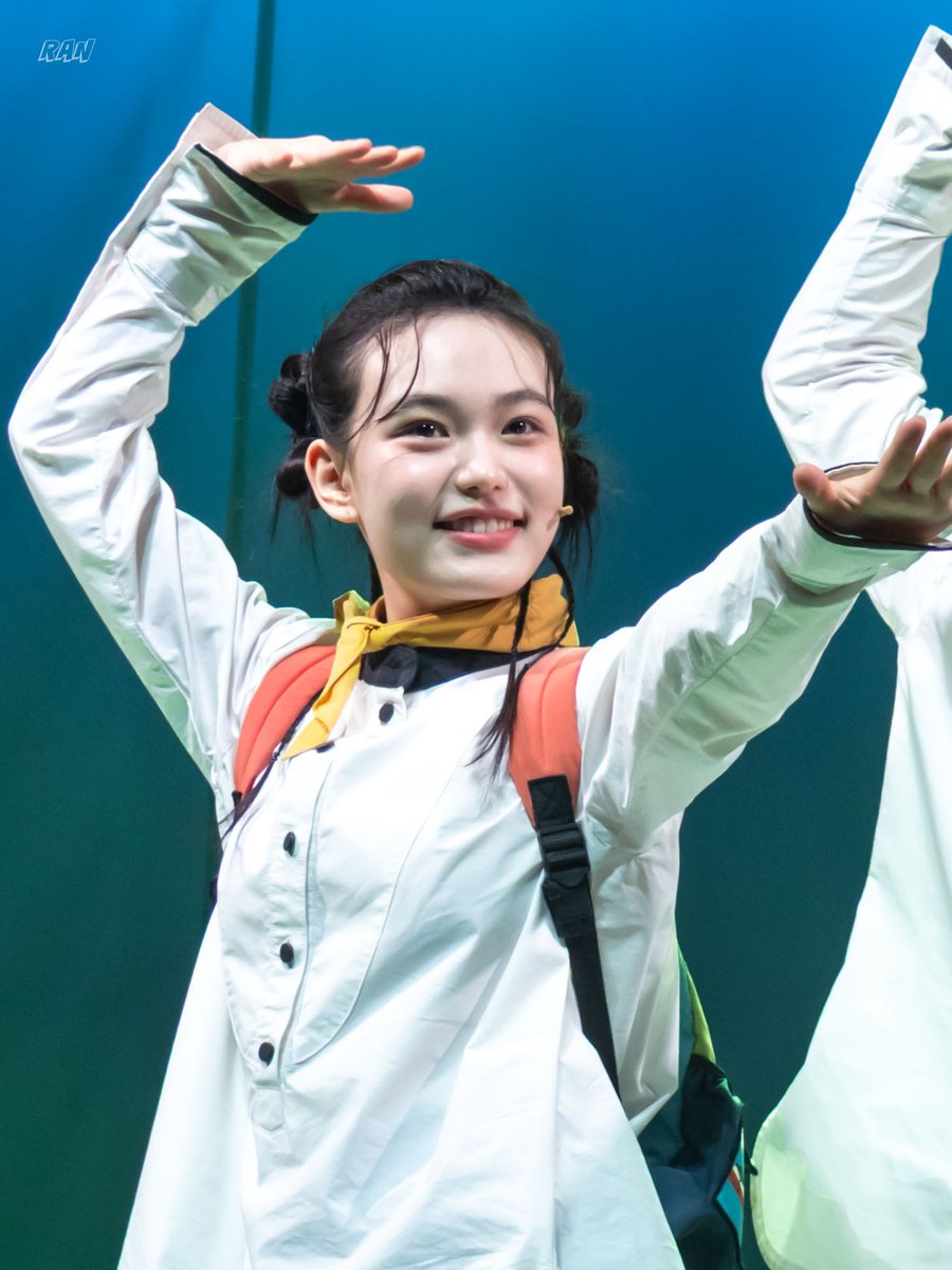 260405 긴긴밤 포토타임📸
펭귄 | #최주은 배우님