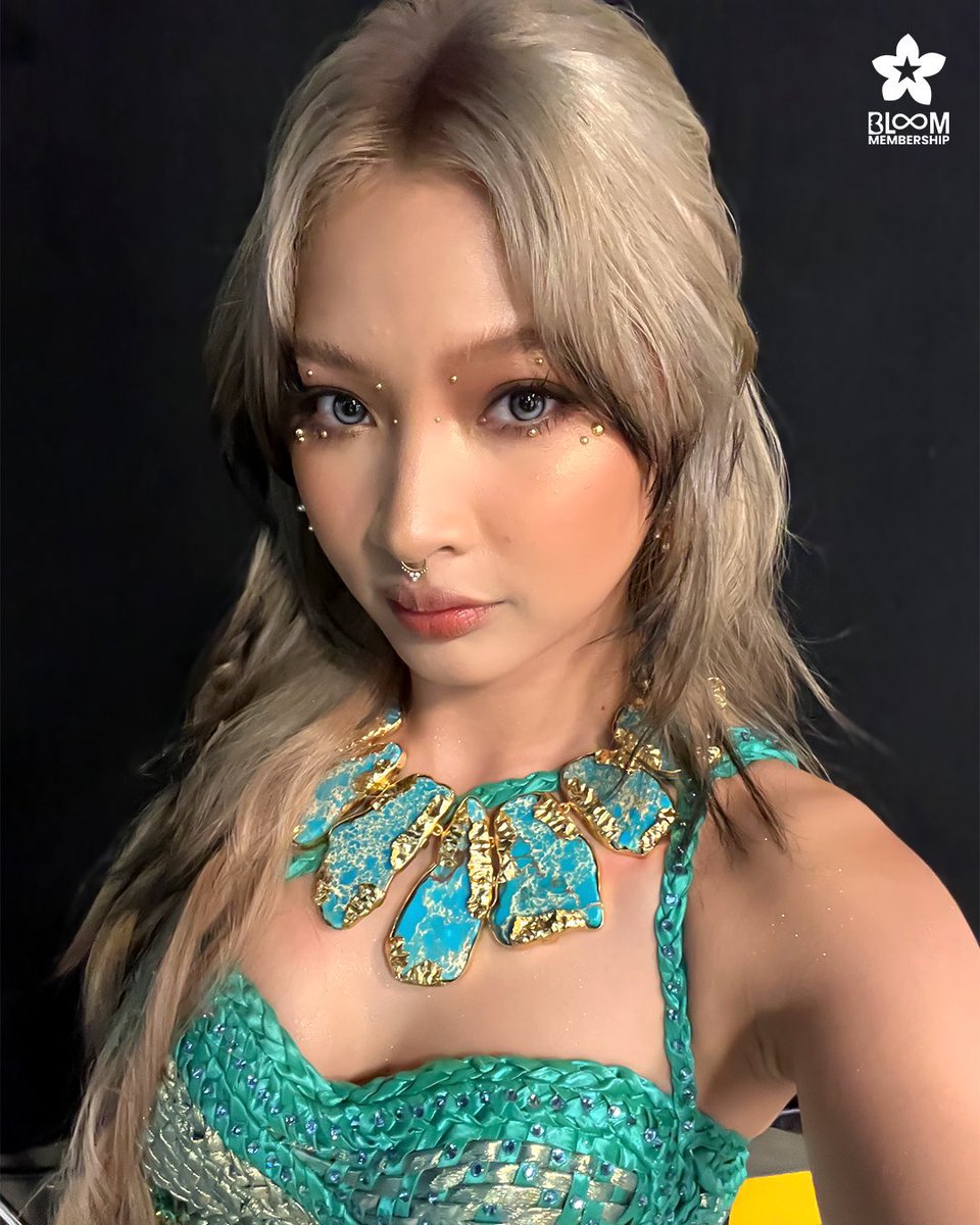 colskelsey's tweet photo. coletchella selfie with her septum piercing TOTOO ANG DIYOS PERIOODDTT MISS MAEM https://t.co/byTP4LfLei