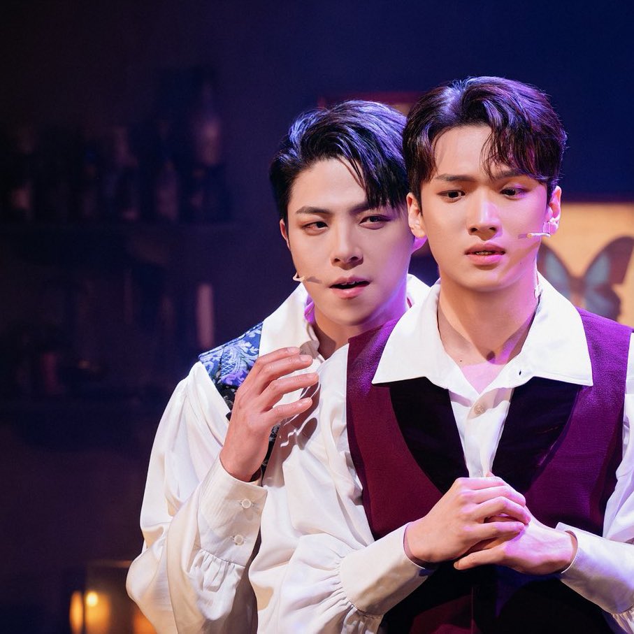 🅾🅷🆄 tweet media