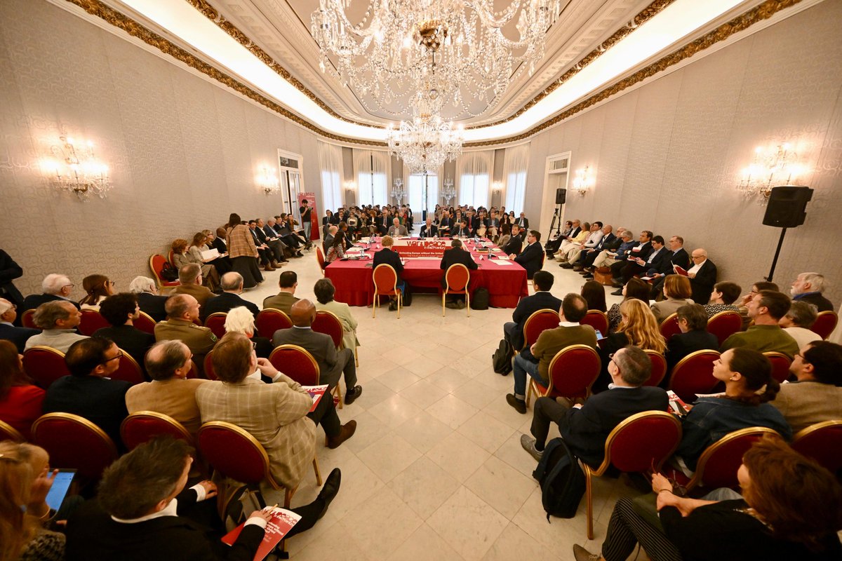 CidobBarcelona's tweet photo. In a world of rising geopolitical tensions, Europe faces unprecedented challenges.

In this context, the 24th edition of CIDOB's “War and Peace in the 21st Century” international conference gathers high-level experts in Barcelona today to address the future of European security https://t.co/XwbvOw4NgJ
