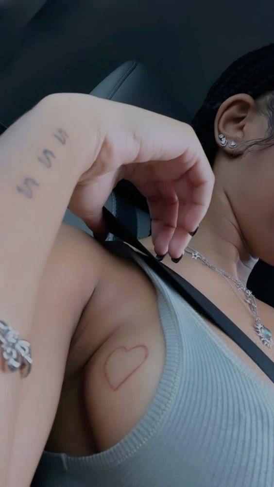 proxy63s's tweet image. 4 photos below explain why I will keep moving 💪
#nevergiveup