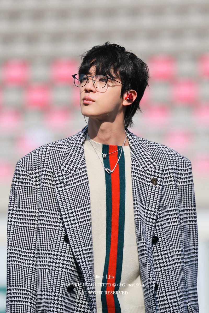Glitter1204's tweet image. 260410 BTS WORLD TOUR IN GOYANG DAY2 SC pre

#JIN #김석진 #SEOKJIN #방탄소년단진
#BTS_ARIRANG #BTS_WORLDTOUR_ARIRANG

@BTS_twt