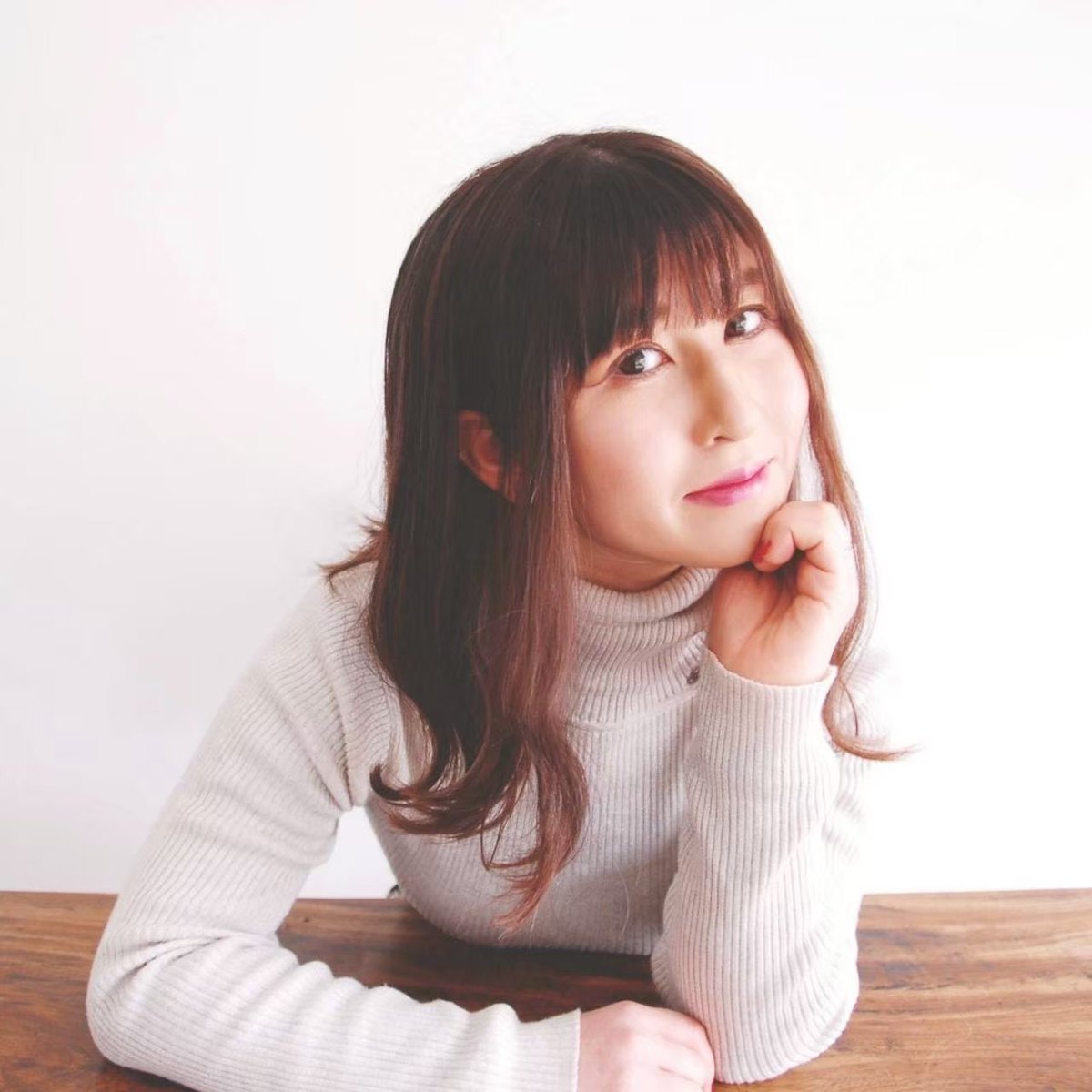 麻雀BARにゃお
本日のゲストはクリエイターの八連荘さん！
作品もすこし持っていらっしゃるそうです😳とっても楽しみ✨
土曜の夜は神田で乾杯しましょう✨✨

スタッフはみなママ
あとから小車店長もくるかも🚗✨

店長は明日の早朝出発で九州リーグ参戦なので、頑張れー！しに来てください😊✨