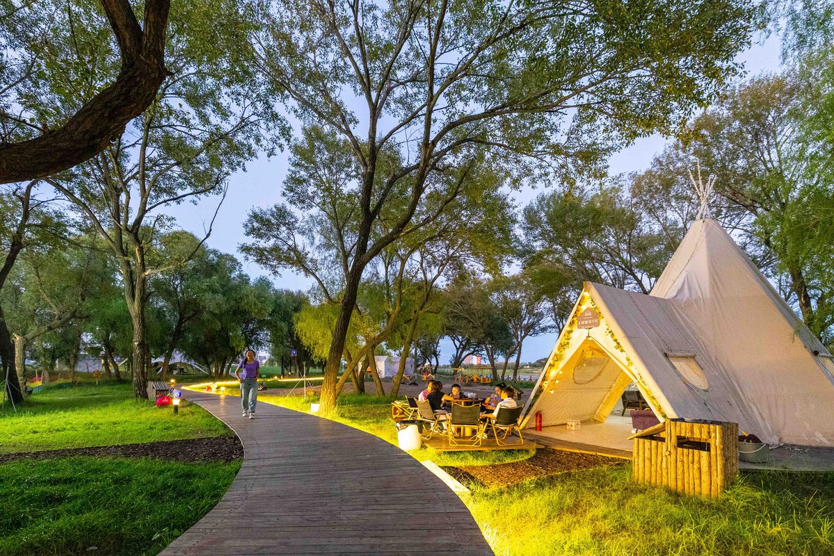 Violette Parma tweet media