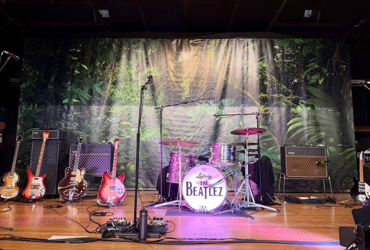 theAusBeatlez's tweet photo. All set for a private party at Kings Park.

#beatles #thebeatles #privateparty #saturday #stage https://t.co/gv3tlrdeDG