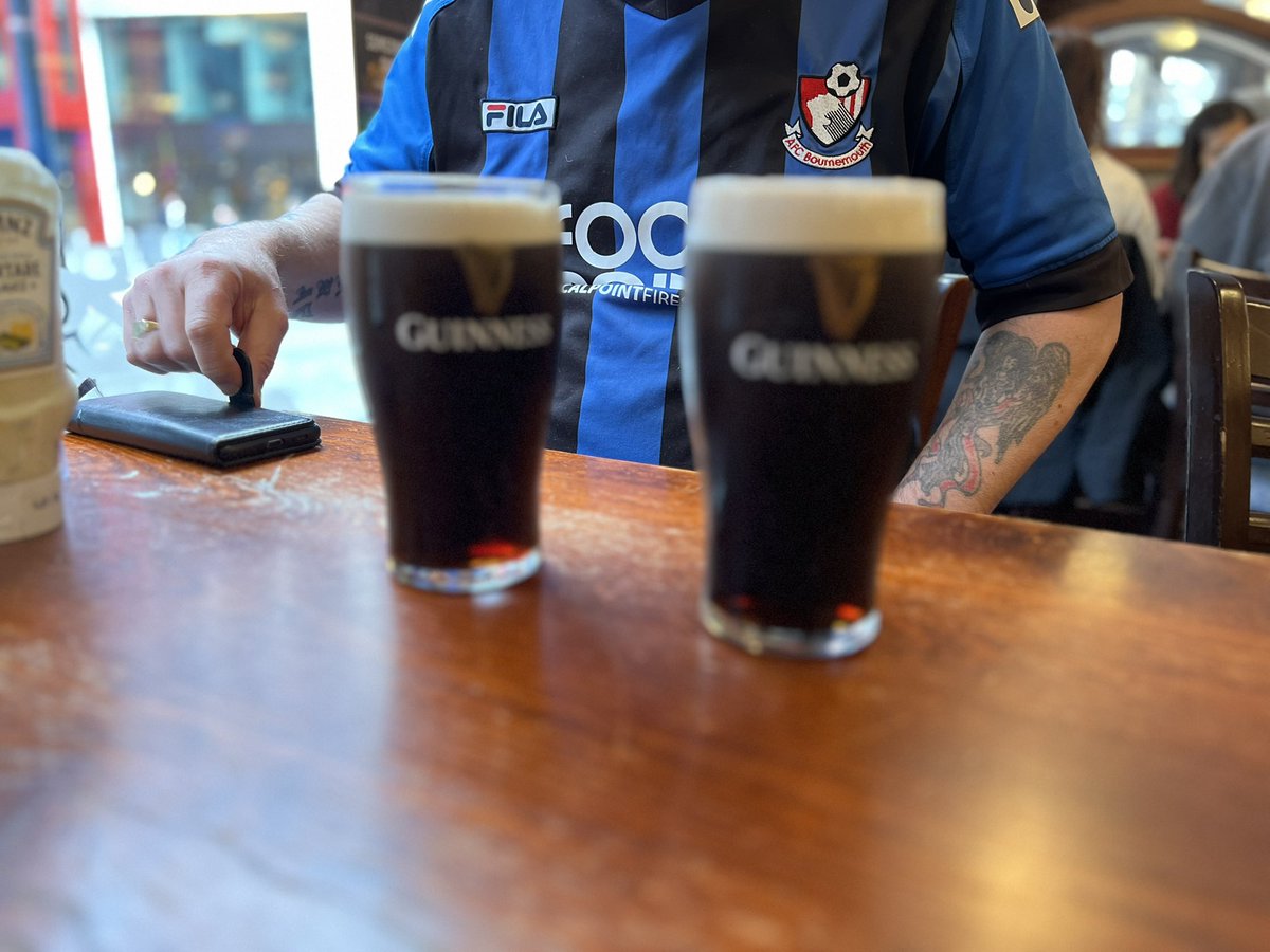 CherryPickLife's tweet photo. Game on #afcb https://t.co/2LwxFF4Y1a