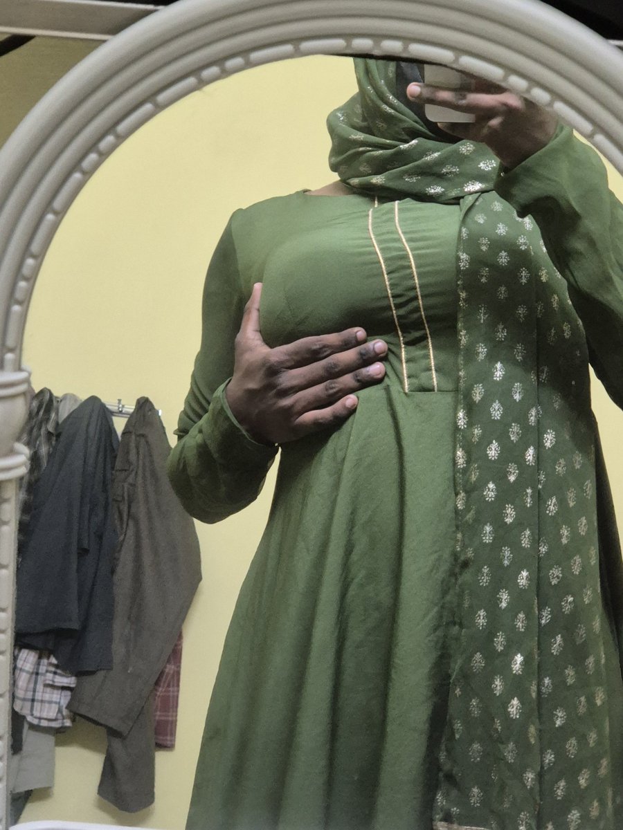 FATHIMA SUHANA🦋 tweet media