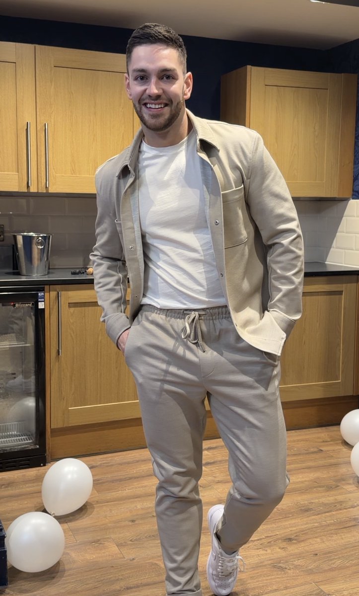 The Geordie Adonis tweet media