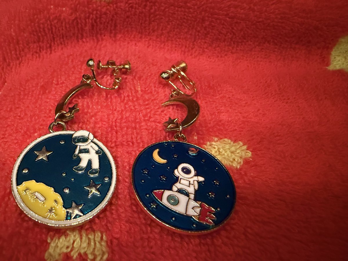 あると tweet media