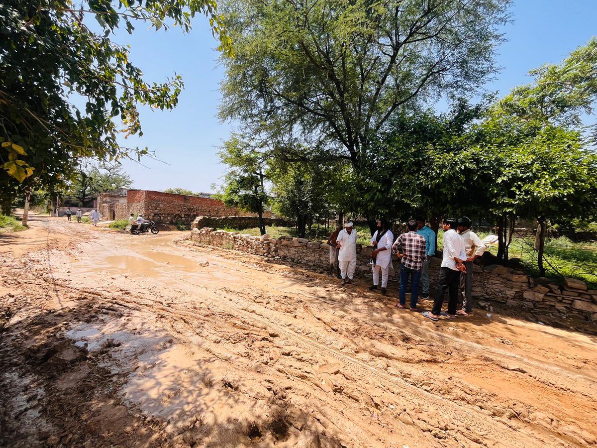 Upen Yadav (मोदी का परिवार) tweet media