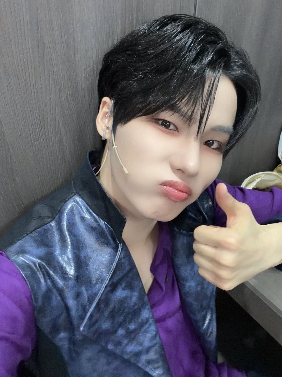 E'LAST(엘라스트) tweet media